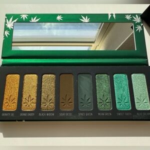 Melt cosmetics eyeshadow palette. Green tones. Unused
